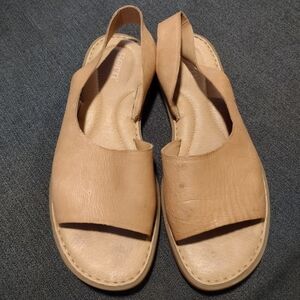 Born leather sandals
